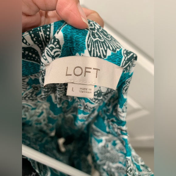 LOFT Floral Flutter Sleeve Square Neck Top - Picture 3 of 3